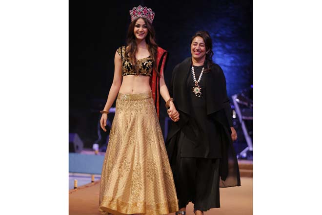 Aditi Arya (Ms. India 2015) with Ms. Anu Ranjan, founder of BETI